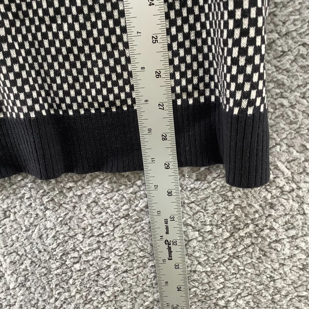 Cable & Gauge Black and White Knit Tunic Sweater - Picture 3 of 9